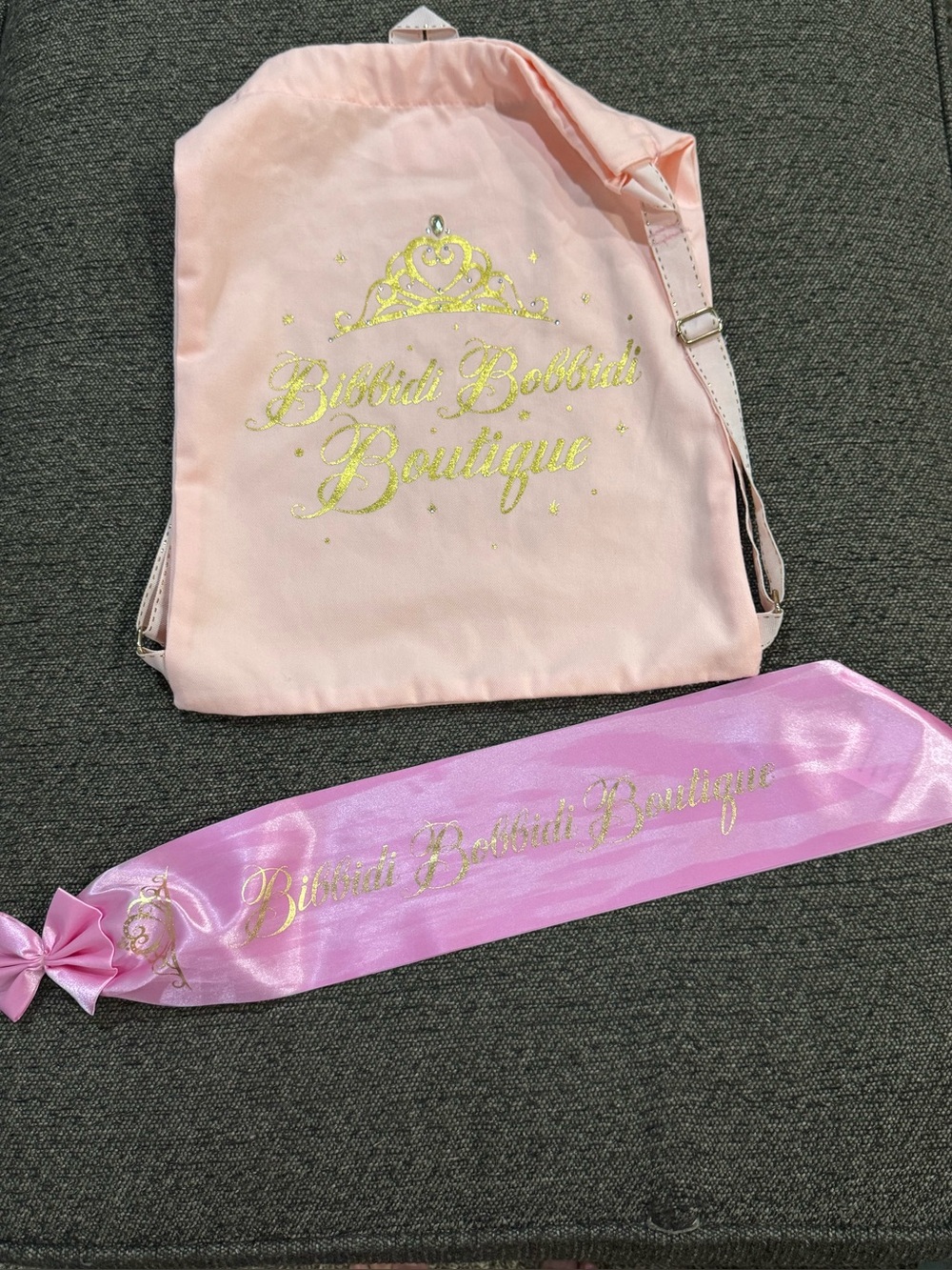 Disney Parks Bibbidi Bobbidi Boutique bag, sash & hair piece lot EUC